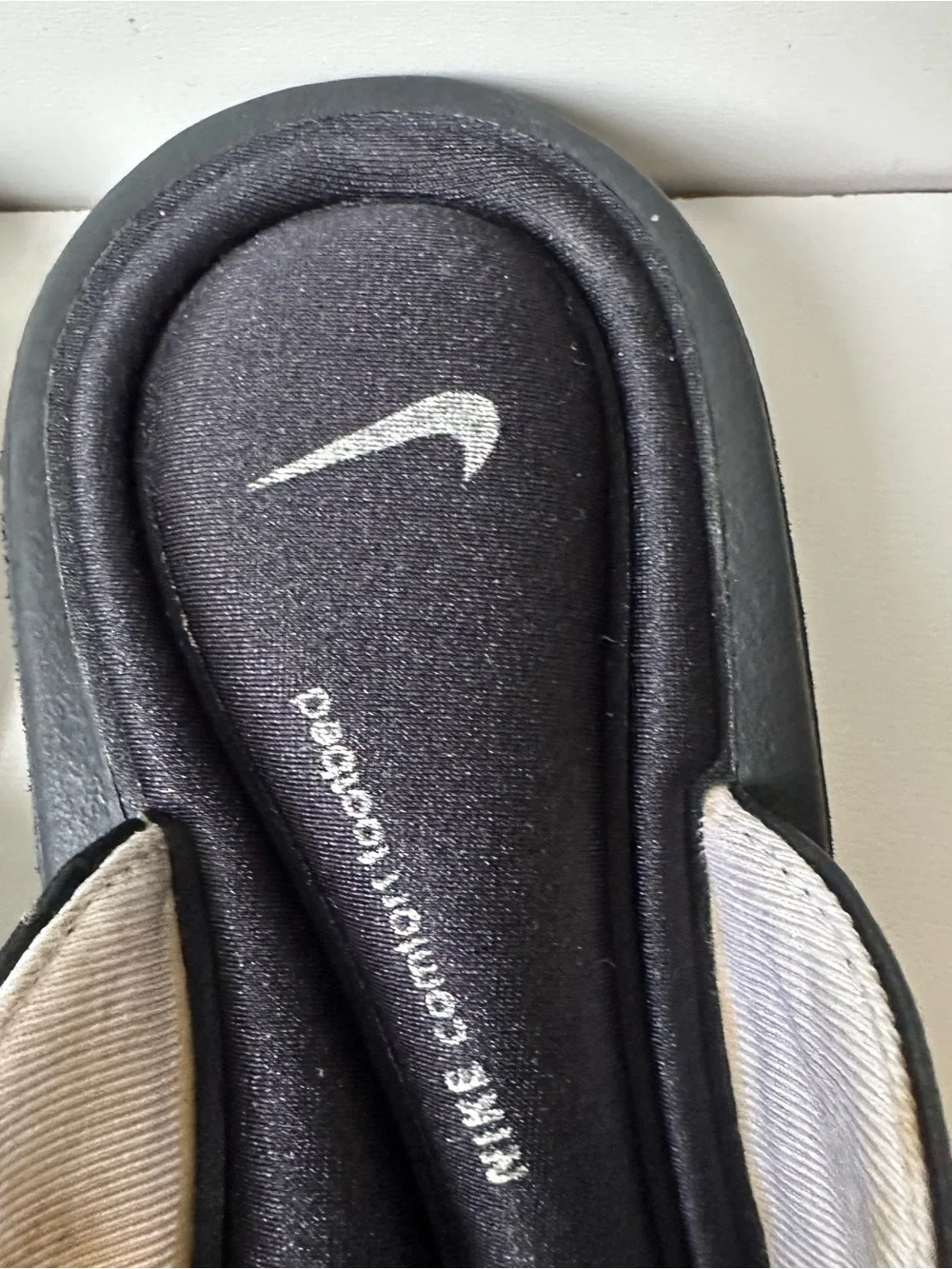 Nike Comfort Footbed Thong Sandals Flip Flops Black Women’s Size 9 US / 40.5 EUR